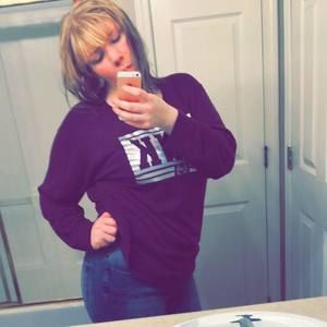 Meet your Posher, Sierra